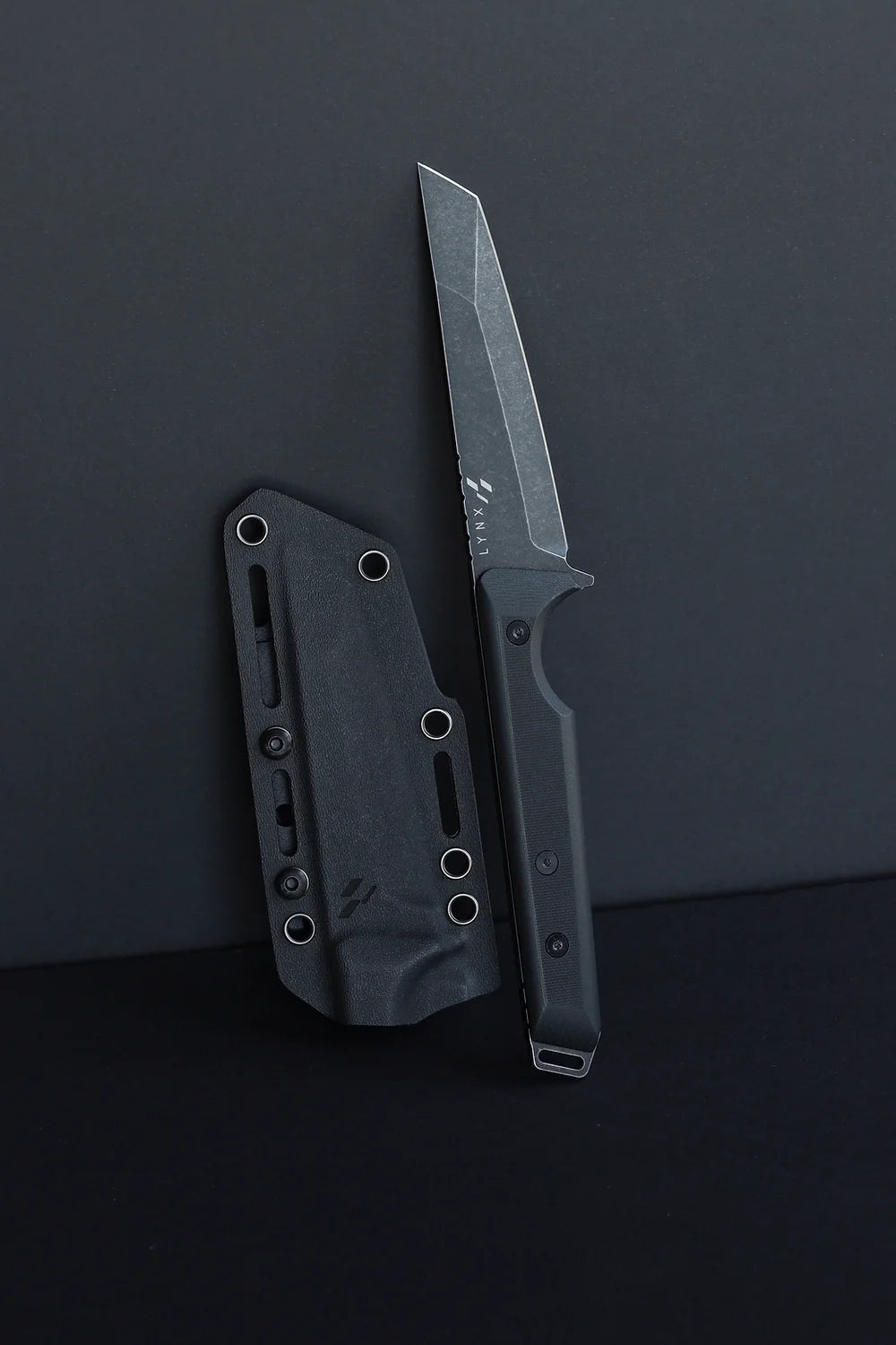 Delta 7 LYNX Knives